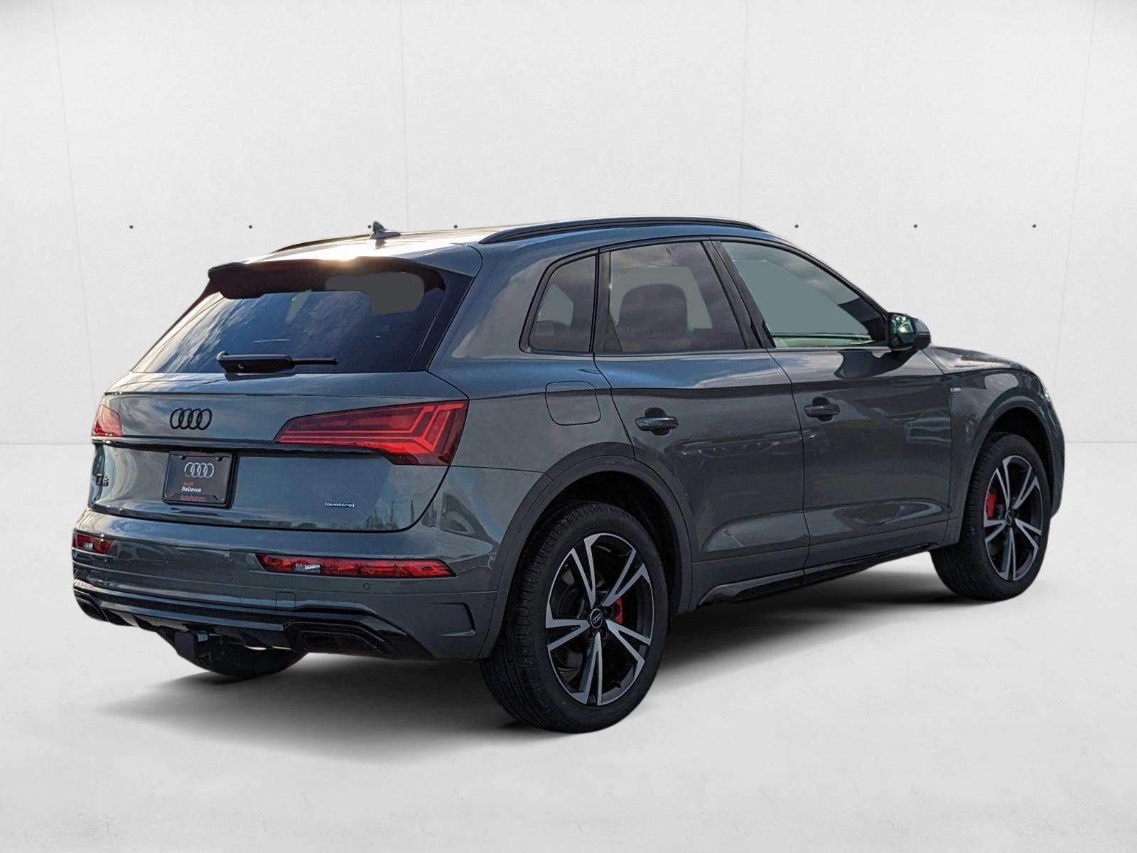 2025 Audi Q5 45 S line Premium Plus photo 2