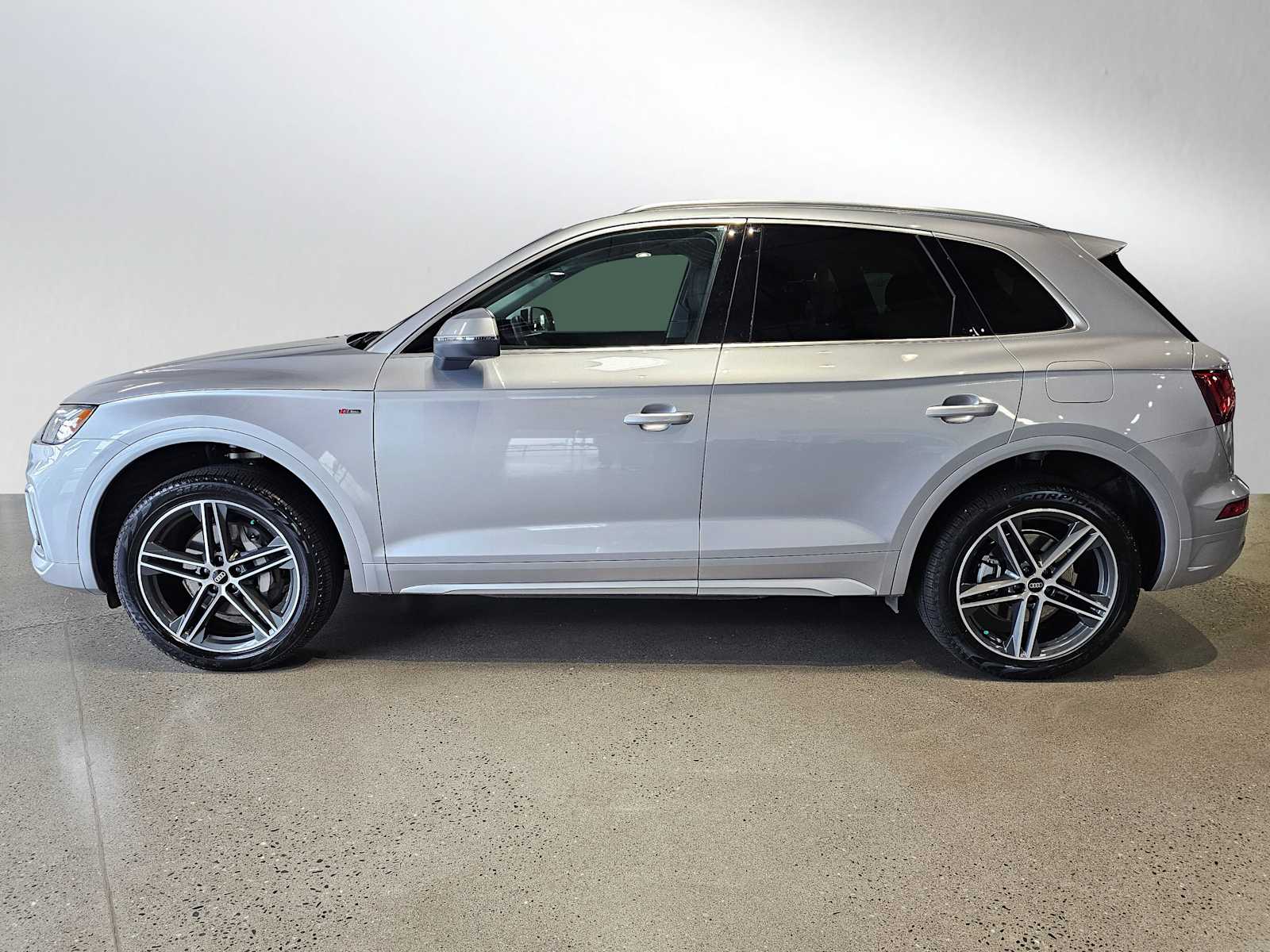 Used 2023 Audi Q5 Premium Plus with VIN WA1E2AFY0P2043832 for sale in Bellingham, WA