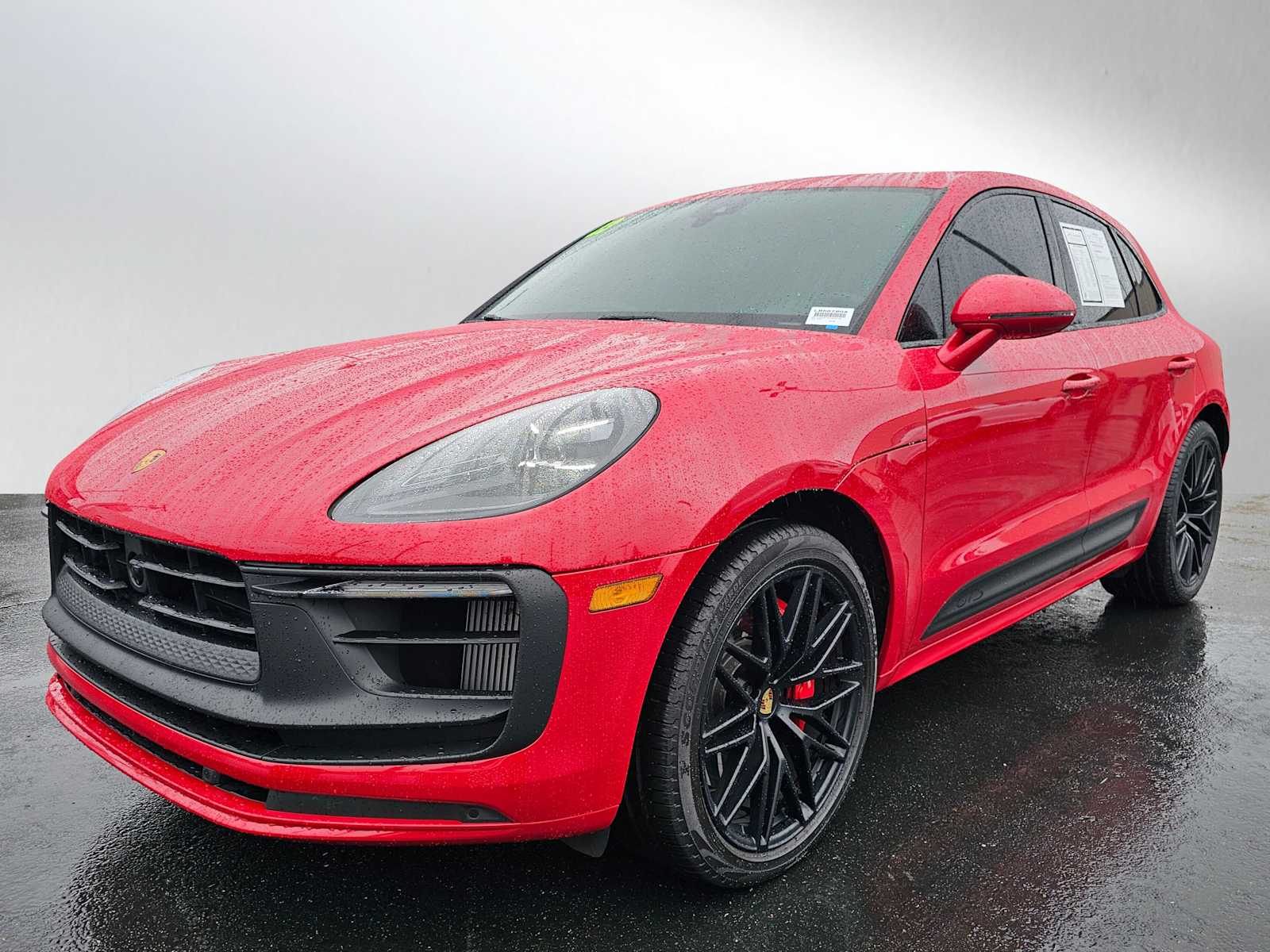 2023 Porsche Macan GTS photo 3
