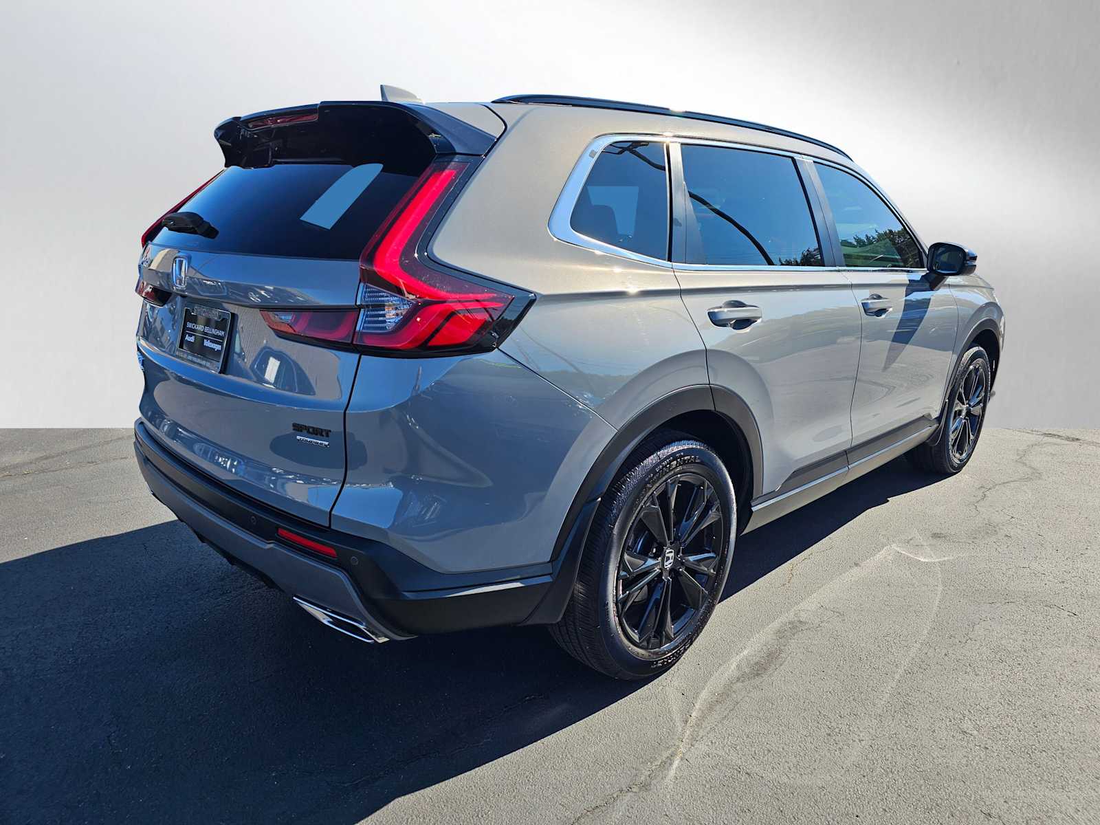 2024 Honda CR-V Hybrid Sport Touring photo 3