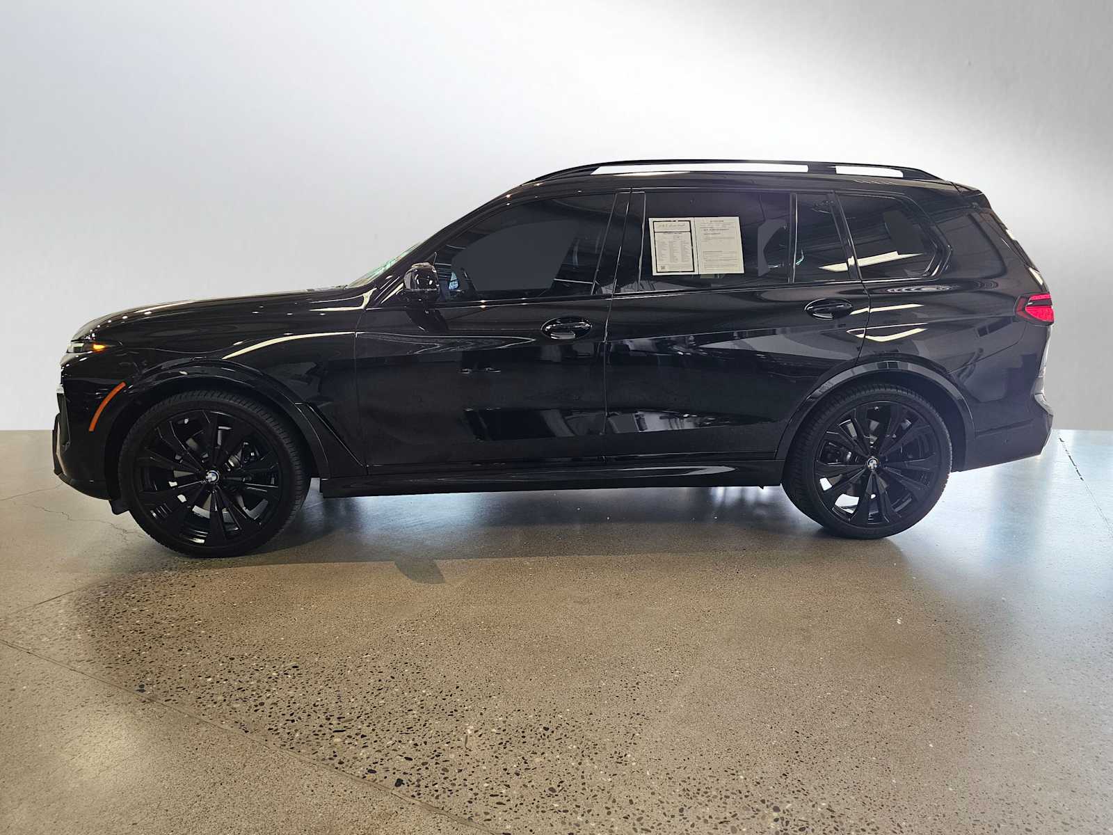 Used 2023 BMW X7 M60i with VIN 5UX33EM03P9R12282 for sale in Bellingham, WA