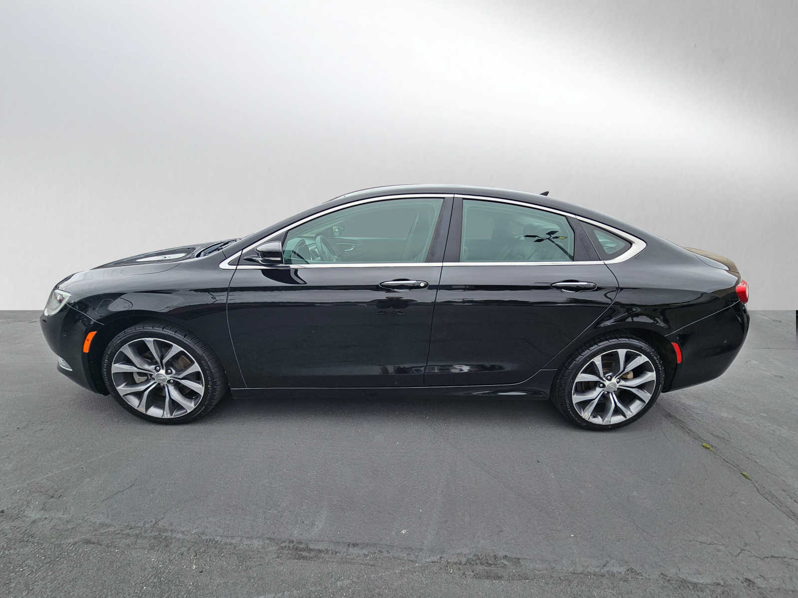 Used 2015 Chrysler 200 C with VIN 1C3CCCCG5FN760911 for sale in Bellingham, WA