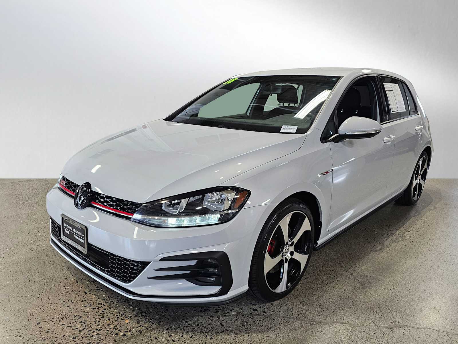 2018 Volkswagen Golf GTI S photo 3