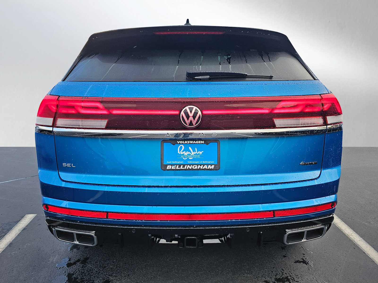2024 Volkswagen Atlas Cross Sport SEL R-Line photo 4