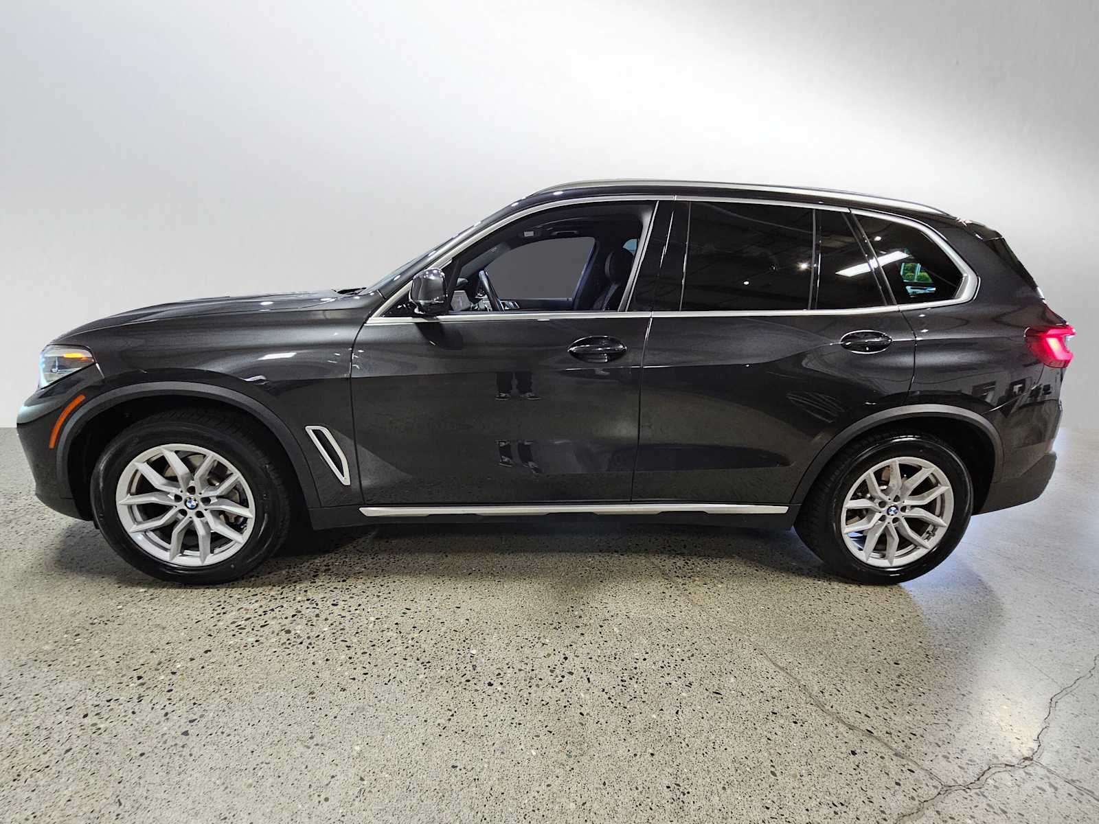 Used 2023 BMW X5 40i with VIN 5UXCR6C05P9P36681 for sale in Bellingham, WA