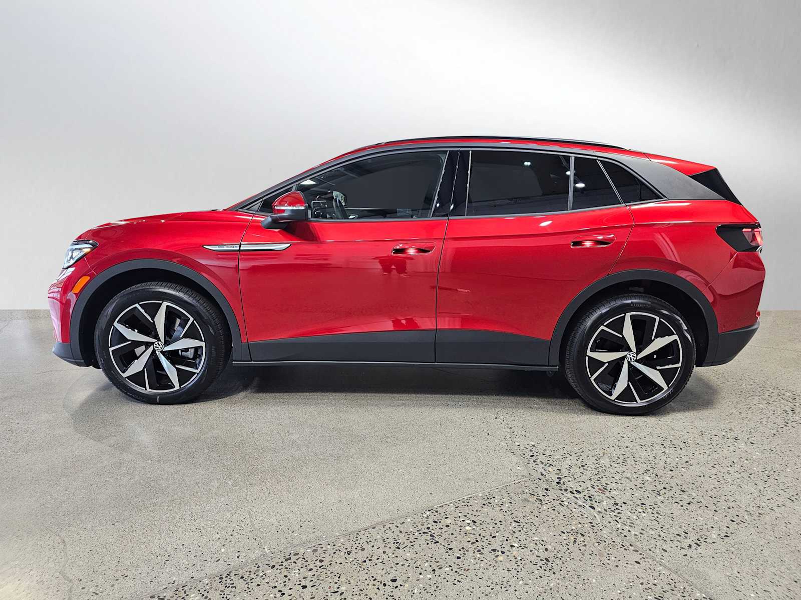 2025 Volkswagen ID.4 Pro S photo 2