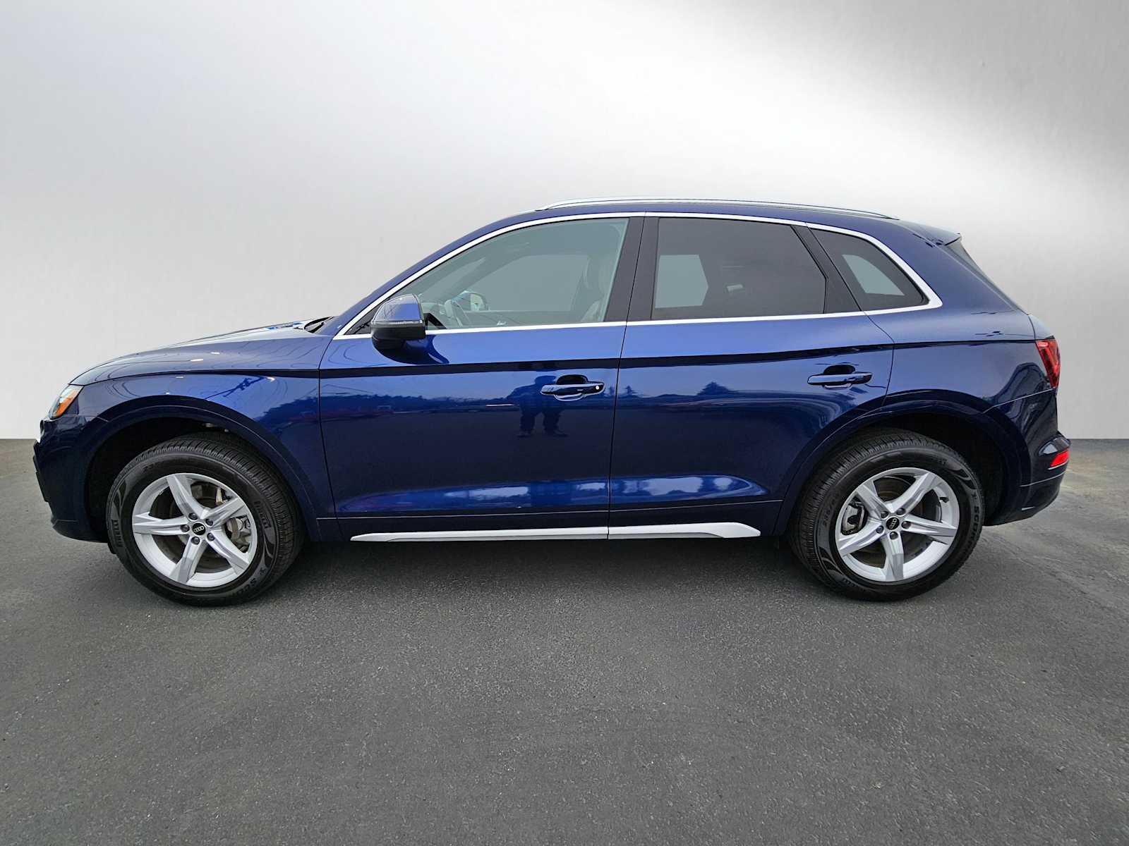 Used 2021 Audi Q5 Premium with VIN WA1AAAFY1M2092082 for sale in Bellingham, WA