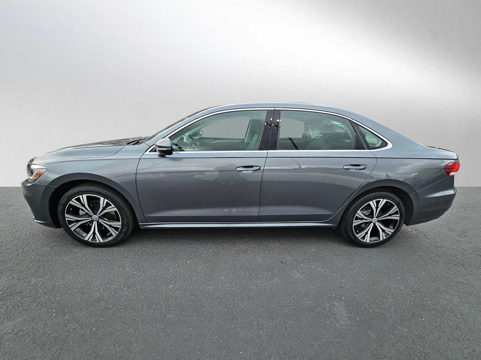 Used 2021 Volkswagen Passat SE with VIN 1VWSA7A39MC009899 for sale in Bellingham, WA