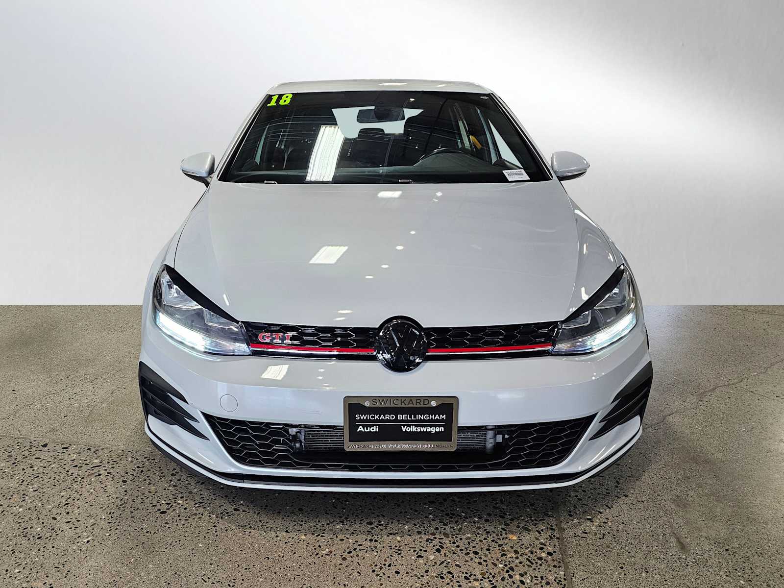 2018 Volkswagen Golf GTI S photo 2
