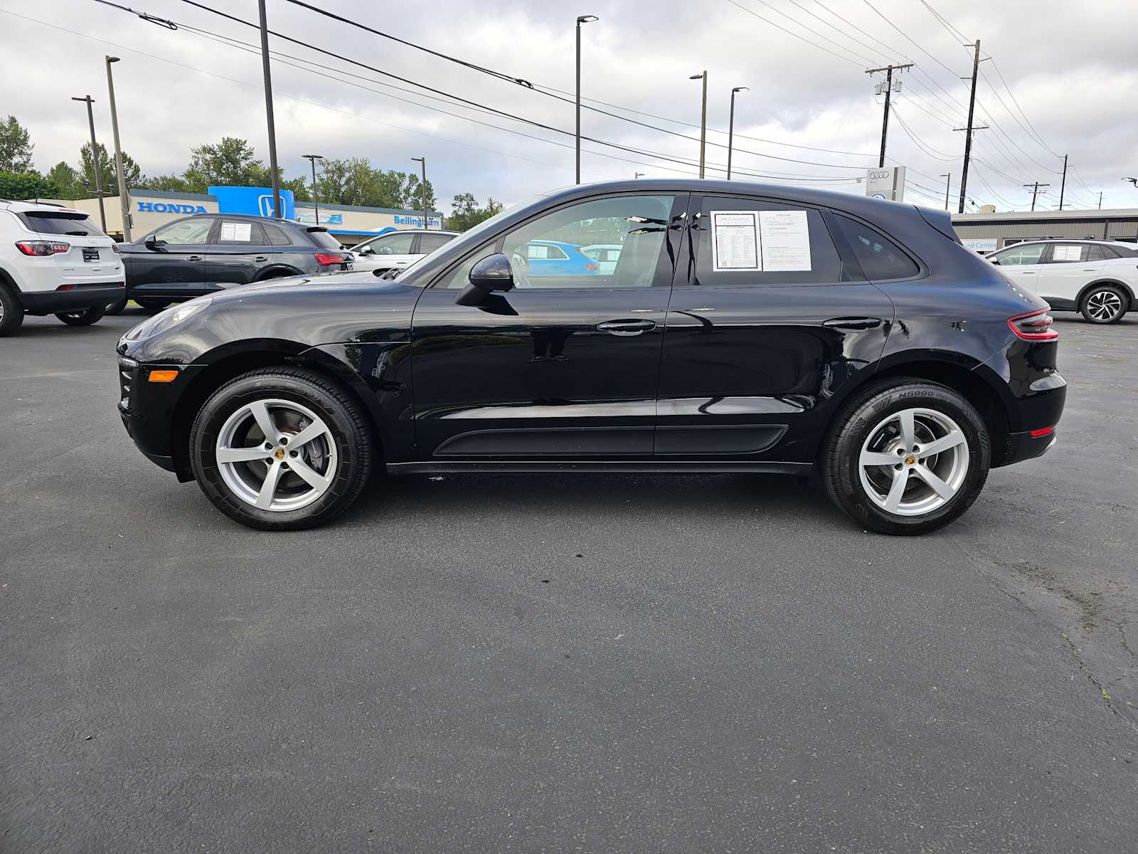 Used 2017 Porsche Macan Base with VIN WP1AA2A58HLB04025 for sale in Bellingham, WA