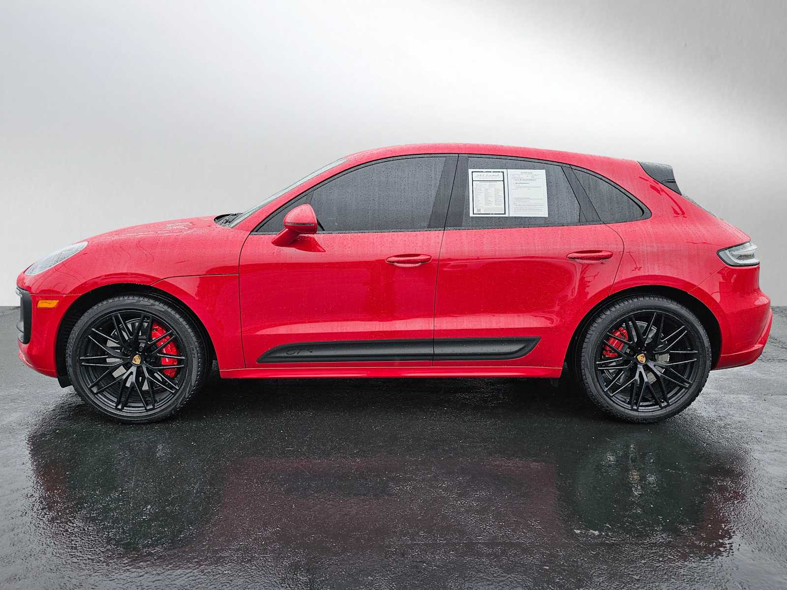 2023 Porsche Macan GTS photo 4