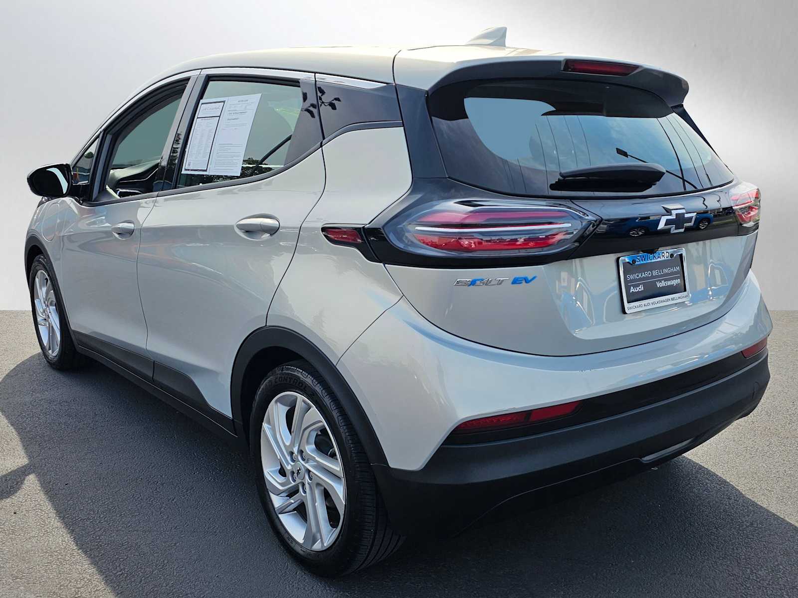 2022 Chevrolet Bolt EV 1LT photo 3