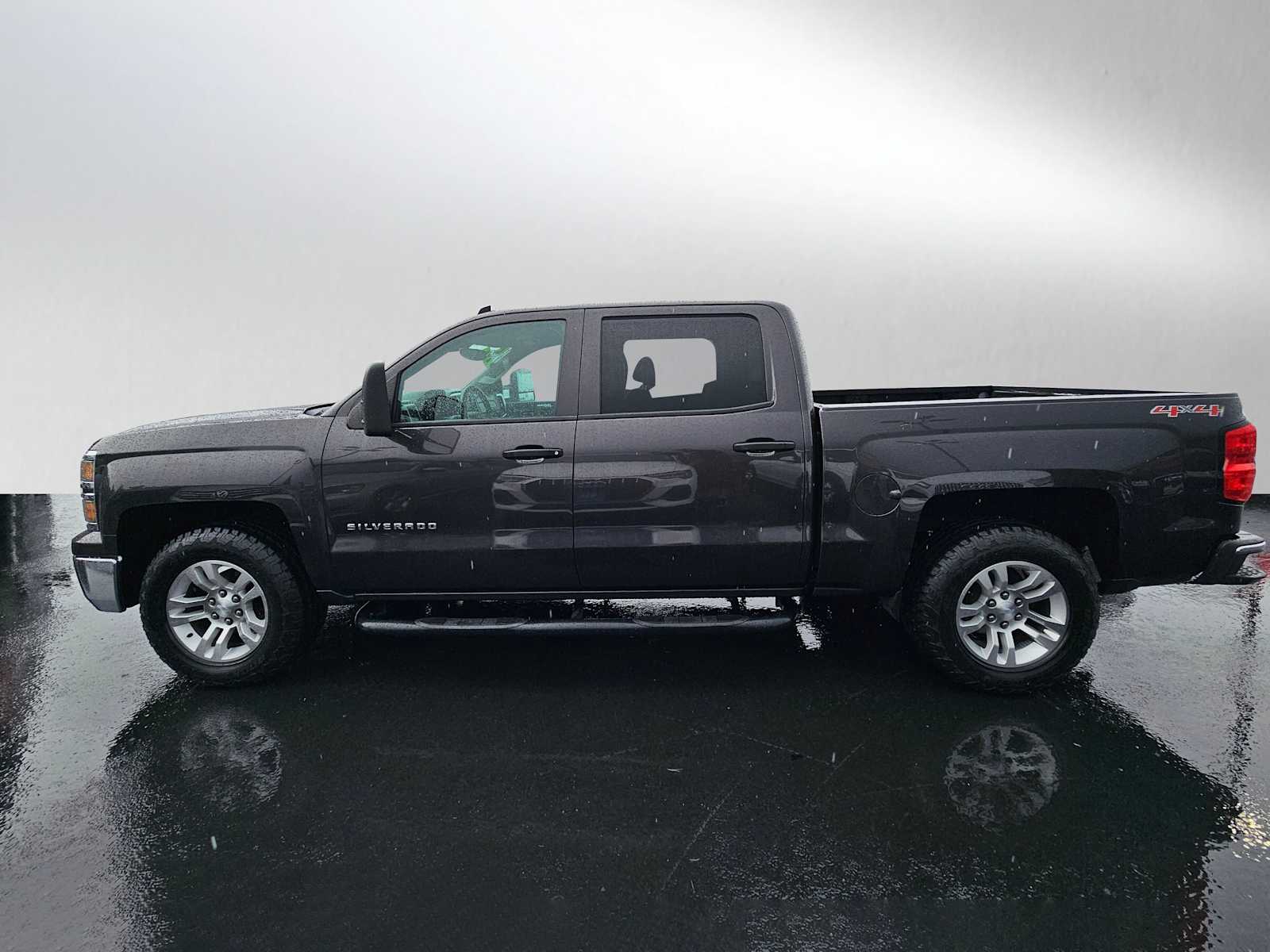 Used 2014 Chevrolet Silverado 1500 LT with VIN 3GCUKREC6EG129012 for sale in Bellingham, WA