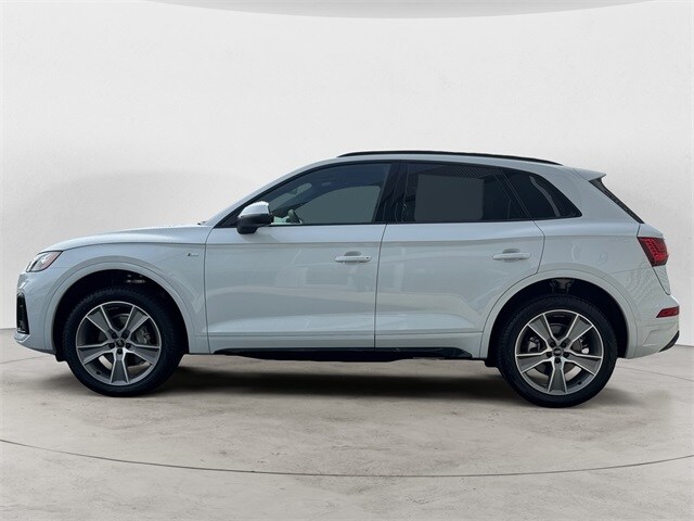 2025 Audi Q5 45 S line Premium photo 4