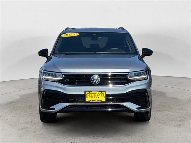 2024 Volkswagen Tiguan SE R-Line Black photo 2