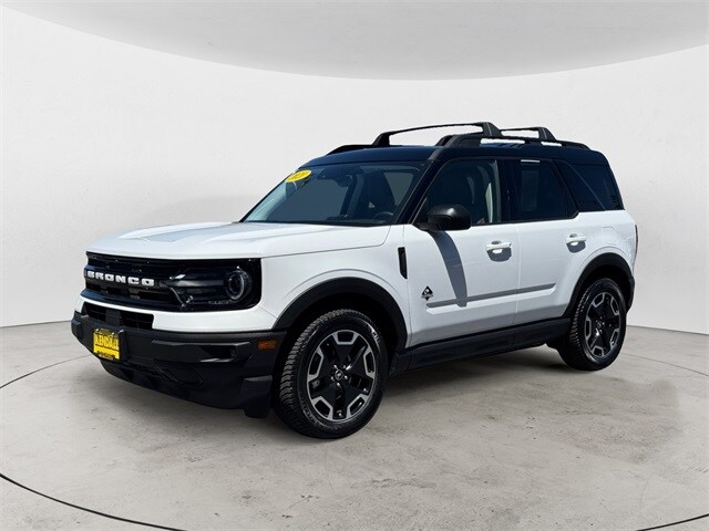 2021 Ford Bronco Sport Outer Banks photo 3