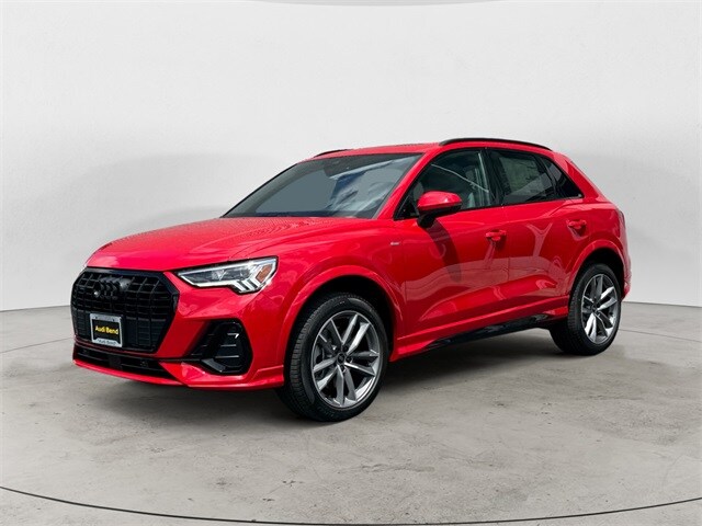 2025 Audi Q3 S line Premium photo 3