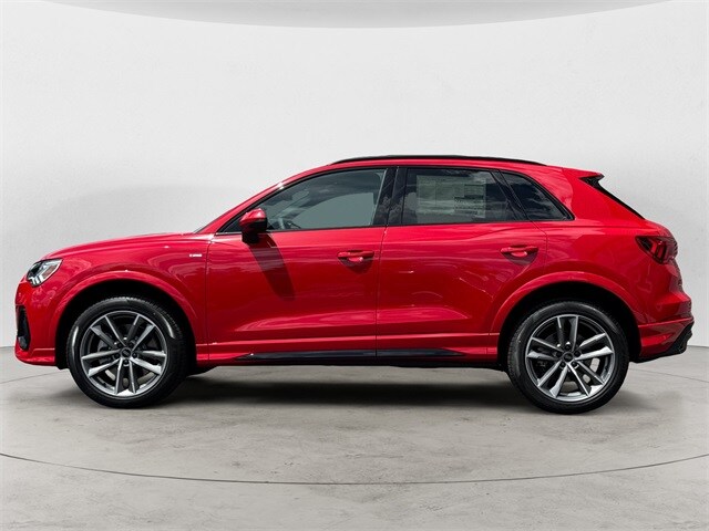 2025 Audi Q3 S line Premium photo 4