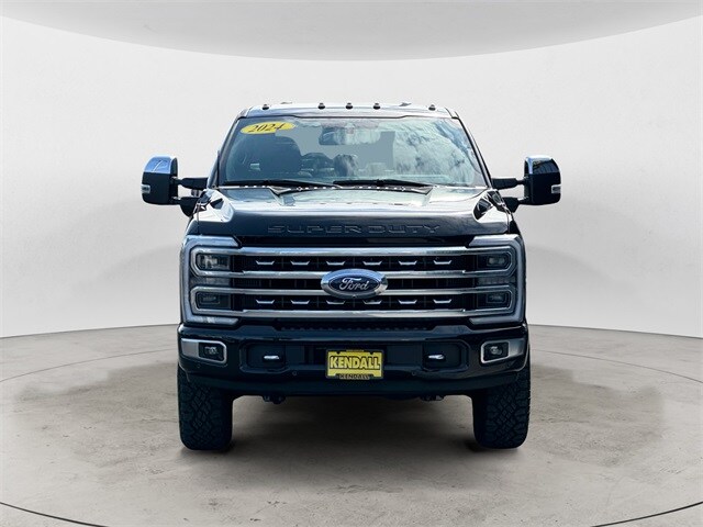 2024 Ford F-350 photo 2