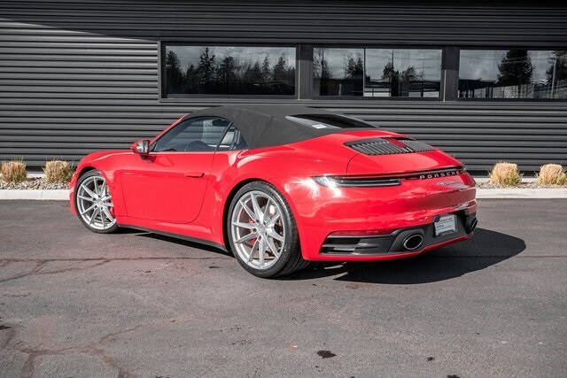 2022 Porsche 911 S photo 3