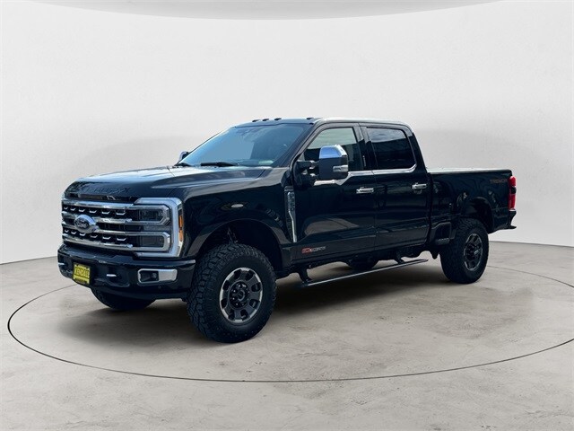 2024 Ford F-350 photo 3