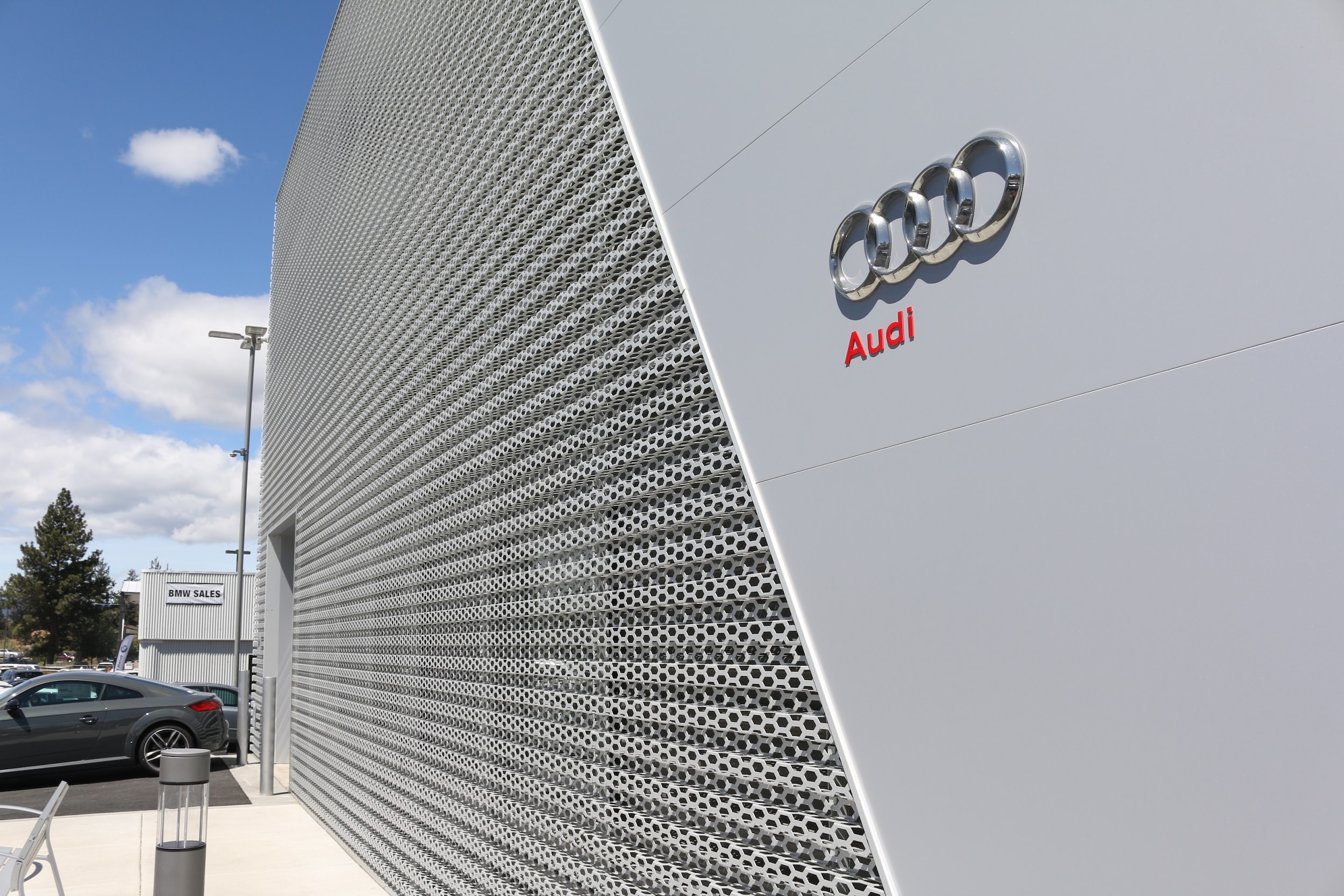 Audi Dealership : Audi Dealership | Fire Rated Curtain Wall Façade Case