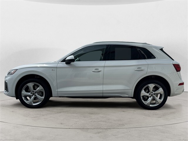 2025 Audi Q5 45 S line Premium Plus photo 4