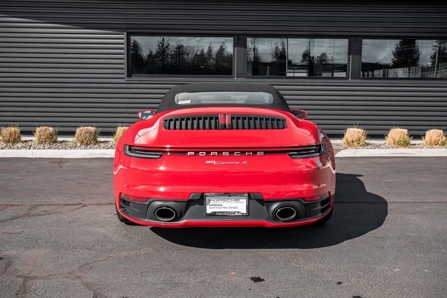 2022 Porsche 911 S photo 4
