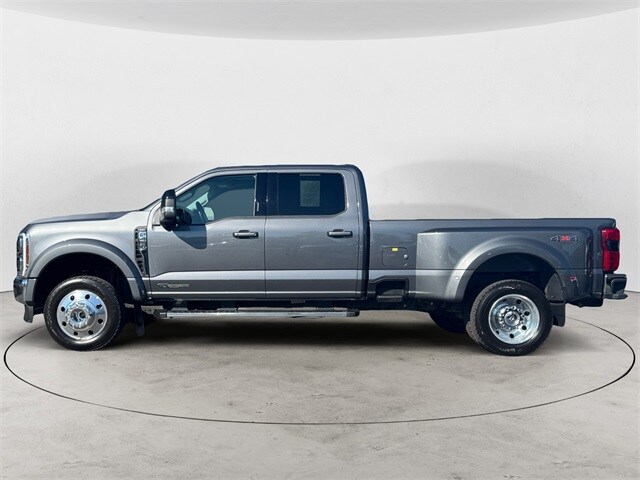2024 Ford F-450 photo 4