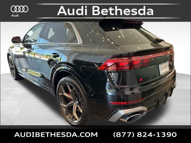 2025 Audi RS Q8 photo 4