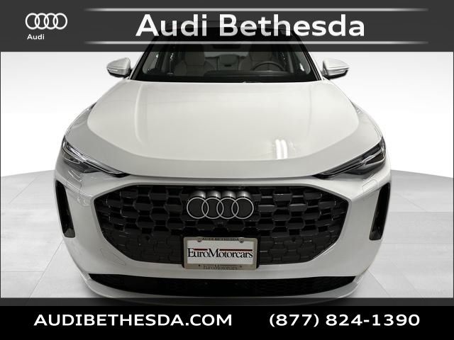 2025 Audi Q5 2.0T Premium Plus photo 2
