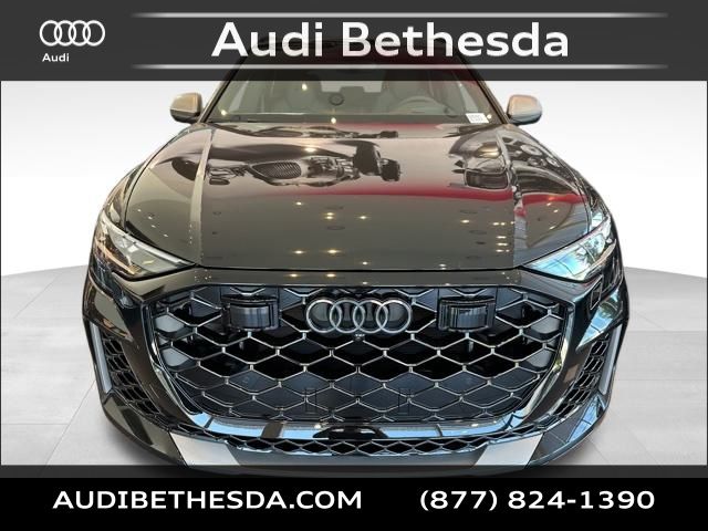 2025 Audi RS Q8 photo 2
