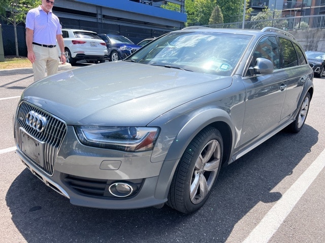 Used 2014 Audi allroad Premium with VIN WA1UFAFL4EA137543 for sale in Bethesda, MD
