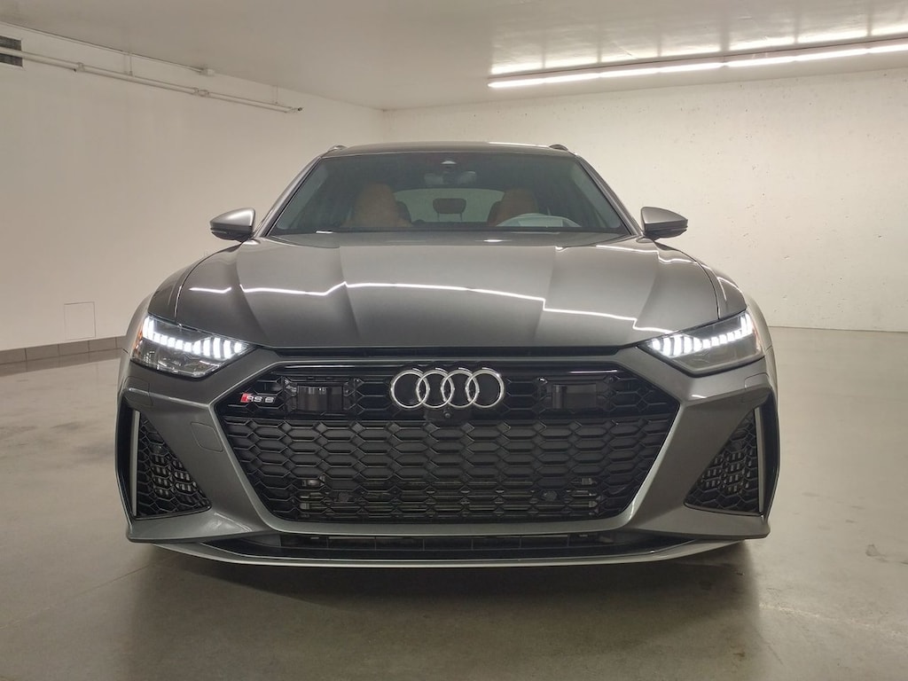 Used 2024 Audi Performance Quattro Dynamic Pack|RED Caliper Familiale