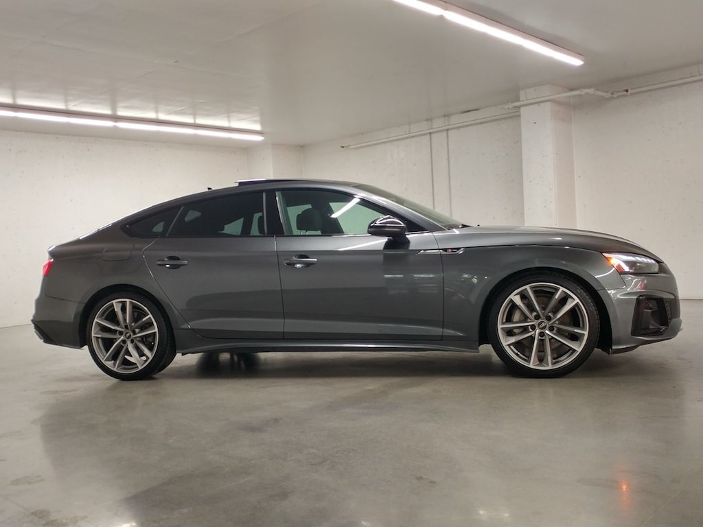 Used 2021 Audi Progressiv S-Line Black Pack Toit|Navi|Carplay À hayon