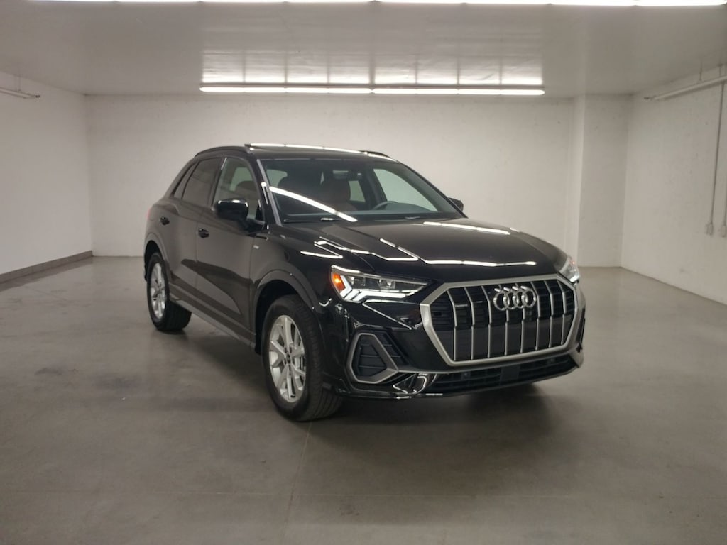 Used 2025 Audi 45 Komfort Quattro Toit Pano|Volant Chauffant VUS