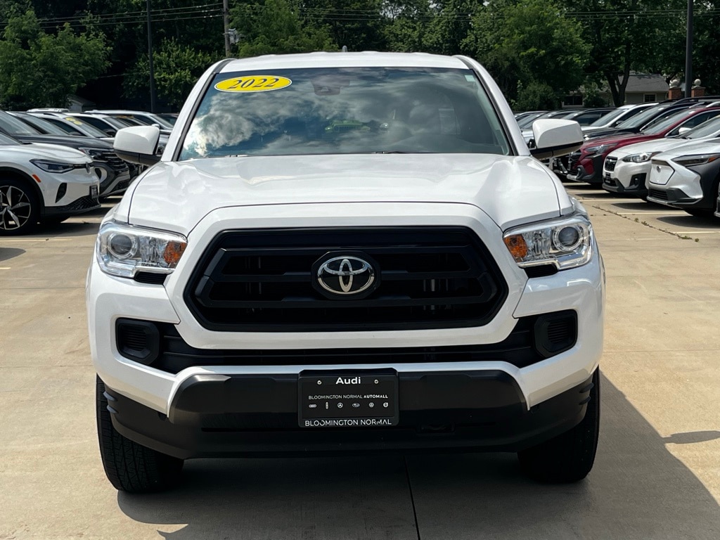 Used 2022 Toyota Tacoma SR with VIN 3TYRX5GN8NT052678 for sale in Normal, IL