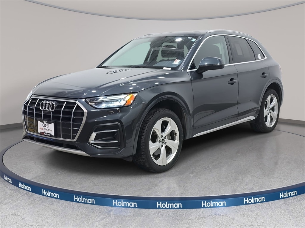 2021 Audi Q5 Premium Plus's photo