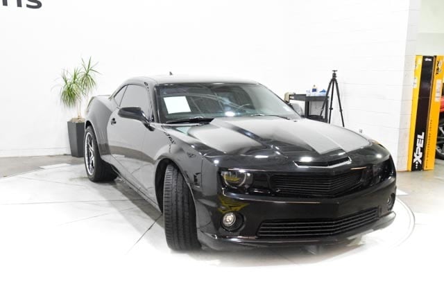 Used 2010 Chevrolet Camaro 2SS with VIN 2G1FK1EJ8A9192859 for sale in Broomfield, CO