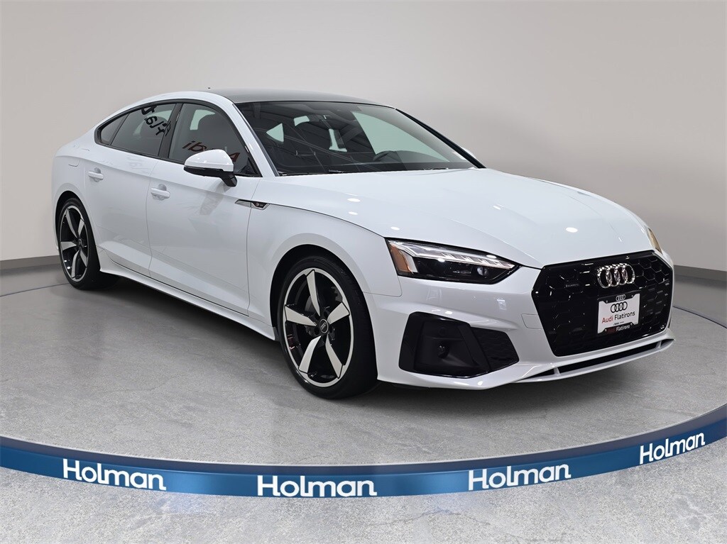 2025 Audi A5 45 S line Premium Plus photo 3