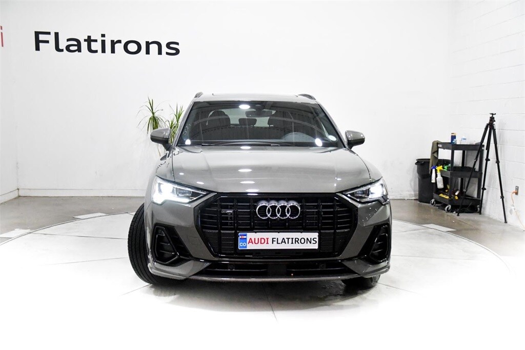 2024 Audi Q3 Premium Plus photo 2
