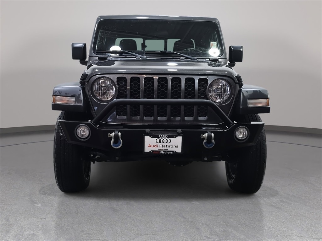 Used 2020 Jeep Gladiator Sport S with VIN 1C6HJTAGXLL192308 for sale in Broomfield, CO