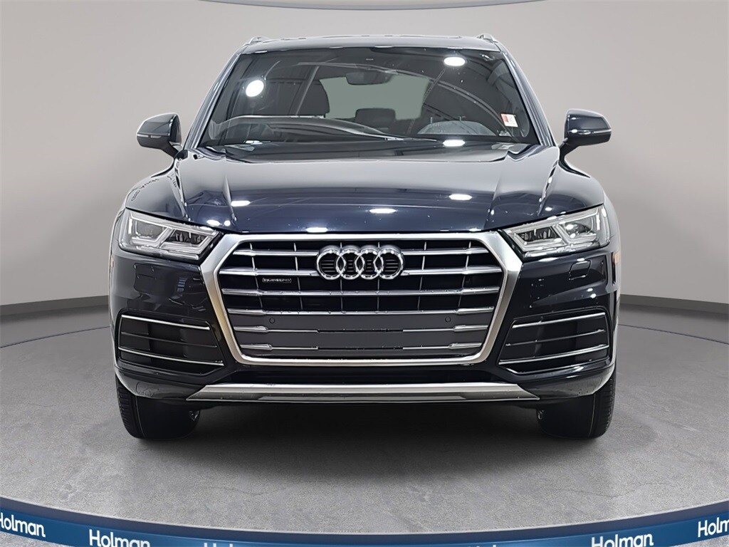 2018 Audi Q5 2.0T Premium Plus photo 2
