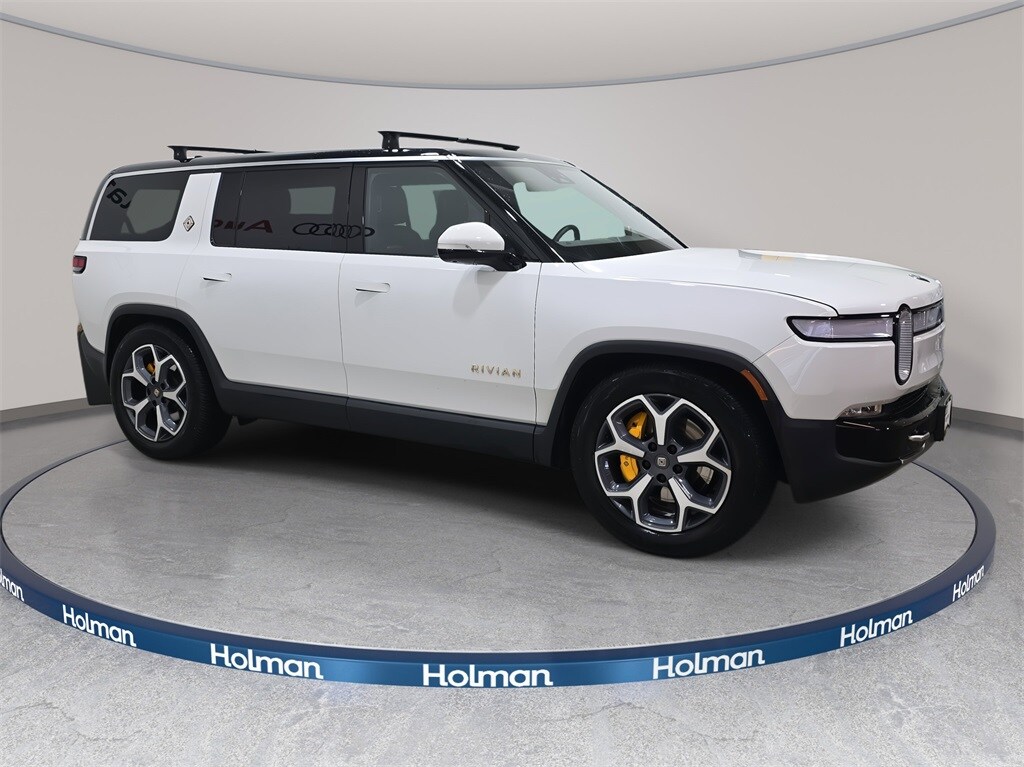 2023 Rivian R1S Adventure photo 4