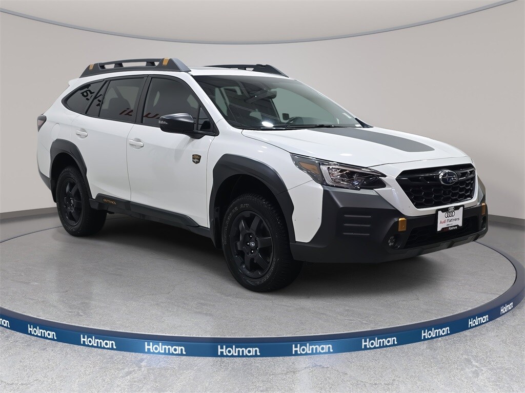 2022 Subaru Outback Wilderness photo 2