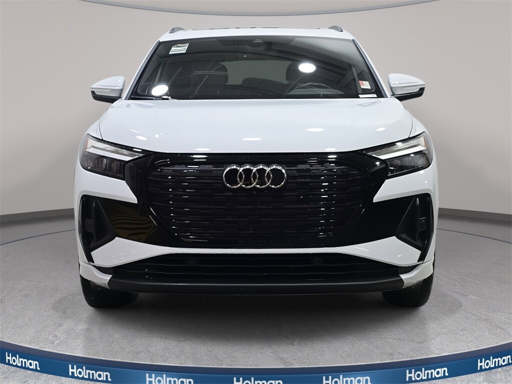 2024 Audi Q4 E-tron Premium photo 2