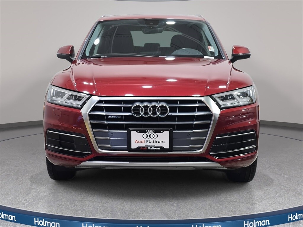 2019 Audi Q5 2.0T Premium Plus photo 2