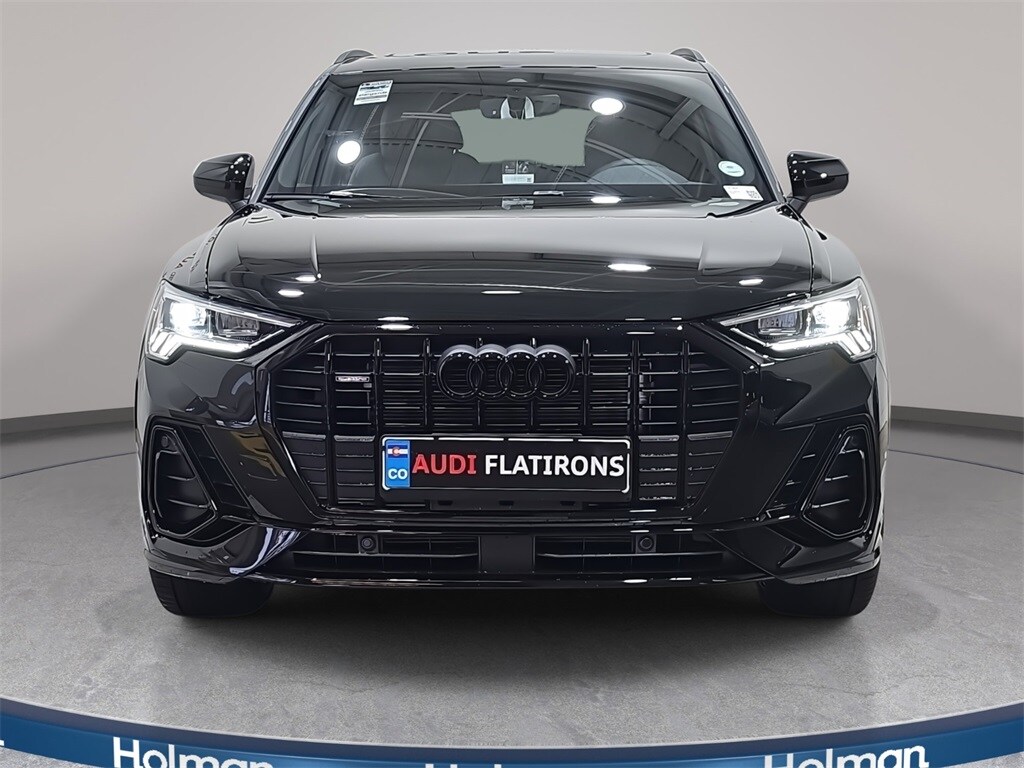 2025 Audi Q3 45 TFSI S line Premium photo 2