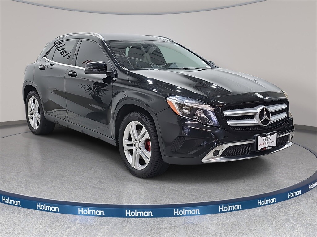 2015 Mercedes Benz GLA 250 4MATIC photo 2