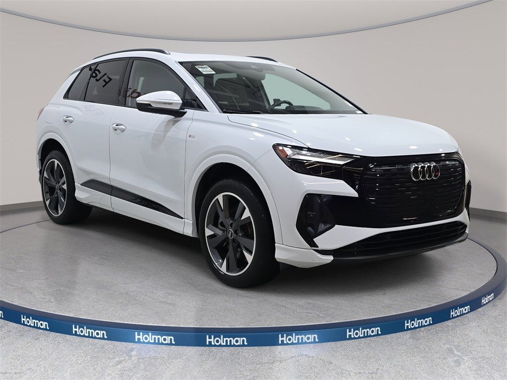 2024 Audi Q4 E-tron Premium photo 3